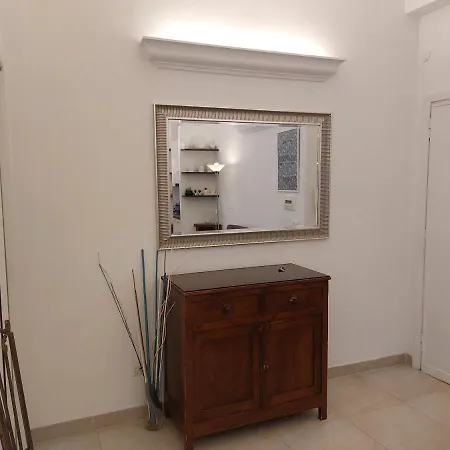 Casa Giova: Bilocale Con Balcone Al Gianicolo *
